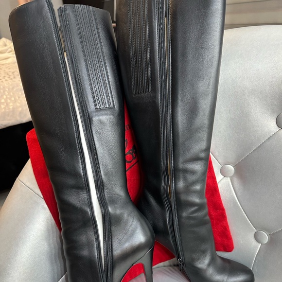Christian Louboutin Babel 100 Calf Carezza Knee High Leather boots - Picture 9 of 16